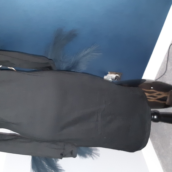 NWOT BLACK JERSEY DRESS - Picture 5 of 6